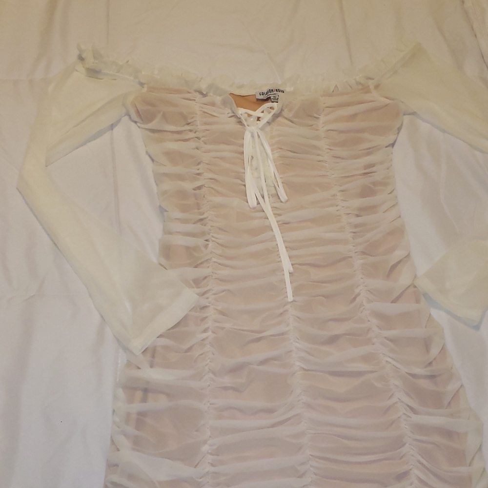 *NWT* White rouched bodycon dress